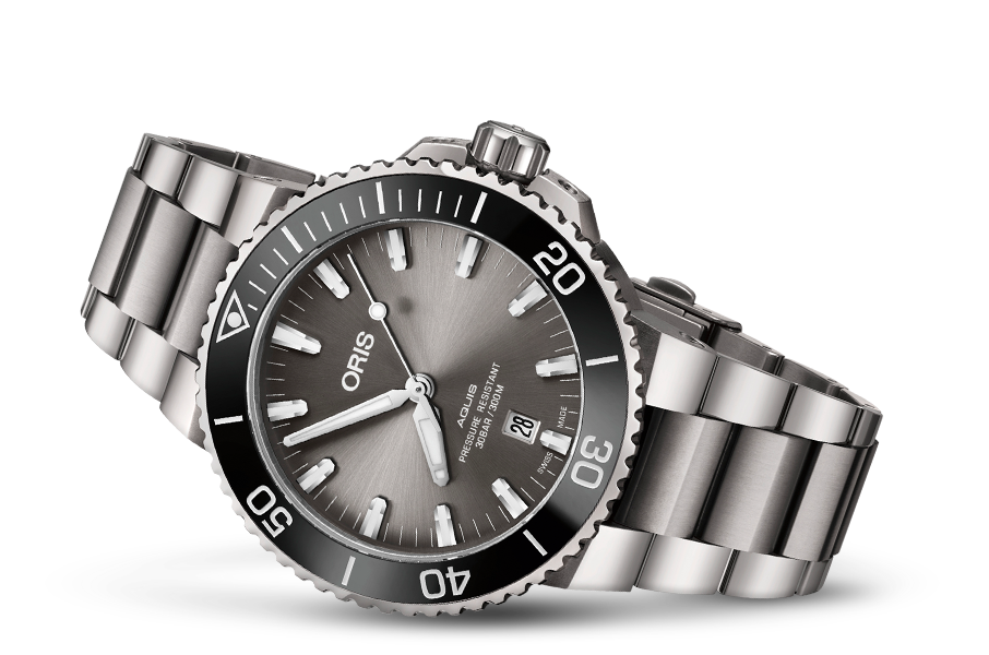 Oris AQUIS DATE TITANIUM 43.5MM 01 733 7730 7153